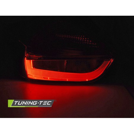 FORD FOCUS 3 15-18 HATCHBACK ROUGE FUMÉ LED