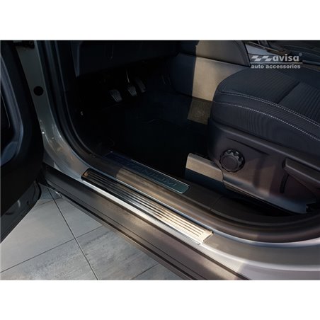 Seuils de portes inox sur mesure pour Ford Kuga III 2019-2024 & FL 2024- 'Lines' - 4-pièces