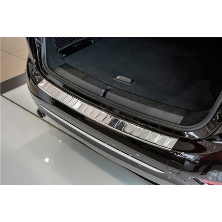 Protection de seuil arrière inox sur mesure pour BMW Série 2 F46 Gran Tourer 2015- excl. M-Paquet 'Ribs'