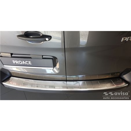 Protection de seuil arrière inox sur mesure pour Toyota Proace II Furgon 2016- & Opel Zafira Life 2019- 'Ribs'