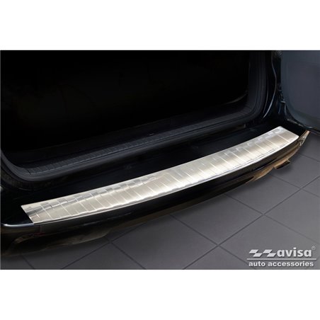 Protection de seuil arrière inox sur mesure pour Toyota RAV-4 FL 2008-2010 'Ribs' (Seulement avec roue de secours)