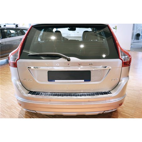 Protection de seuil arrière inox sur mesure pour Volvo XC60 2013-2016 'Ribs'