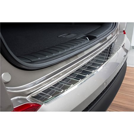 Protection de seuil arrière inox sur mesure pour Hyundai Tucson 2015-2018 'Ribs'