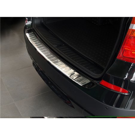 Protection de seuil arrière inox sur mesure pour BMW X3 2010-2014 incl. M-Sport 'Ribs'