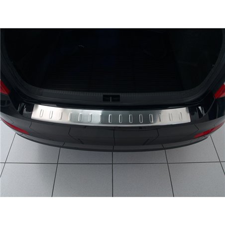 Protection de seuil arrière inox sur mesure pour Skoda Octavia III sedan 2013- 'Ribs'