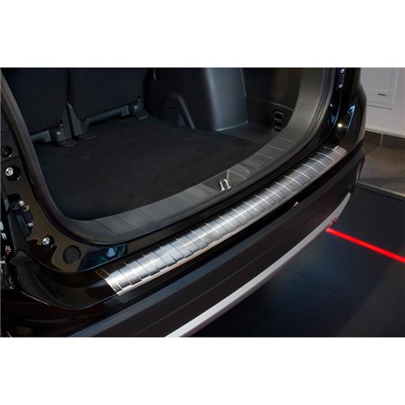 Protection de seuil arrière inox sur mesure pour Mitsubishi Outlander 2015- 'Ribs'