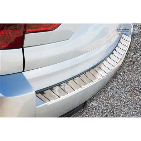 Protection de seuil arrière inox sur mesure pour BMW X3 (E83) Facelift 2006-2010 'Ribs'