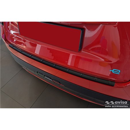 Protection de seuil arrière inox noir mat sur mesure pour Fiat 600 Mild Hybrid / 600e 2023- 'Ribs'