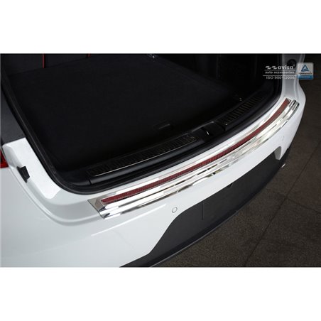 Protection de seuil arrière inox 'Deluxe' sur mesure pour Porsche Macan 2014- Chromé/Carboné noir-rouge