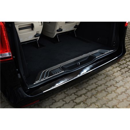 Protection de seuil arrière inox noir sur mesure pour Mercedes Vito / Classe-V 2014-2019 & Facelift 2019- 'Ribs'