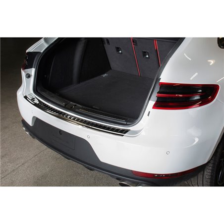 Protection de seuil arrière inox noir sur mesure pour Porsche Macan 2013- 'Ribs'