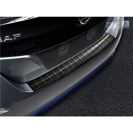 Protection de seuil arrière inox noir sur mesure pour Nissan Leaf II 2017-2021 & FL 2021- 'Ribs'