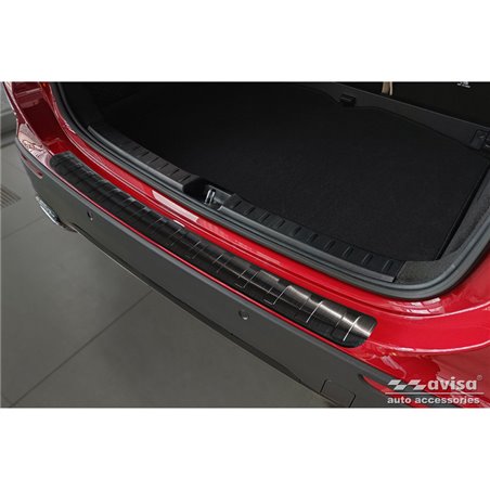 Protection de seuil arrière inox noir sur mesure pour Mercedes Classe-GLA II H247 2020- 'Ribs'