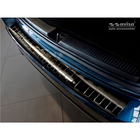 Protection de seuil arrière inox noir sur mesure pour Mercedes Classe-B W247 2018- 'Ribs'