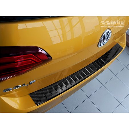 Protection de seuil arrière carboné 3D sur mesure pour Volkswagen Golf VII HB 3/5-portes 2012-2017 & FL 2017-2019 'Ribs'