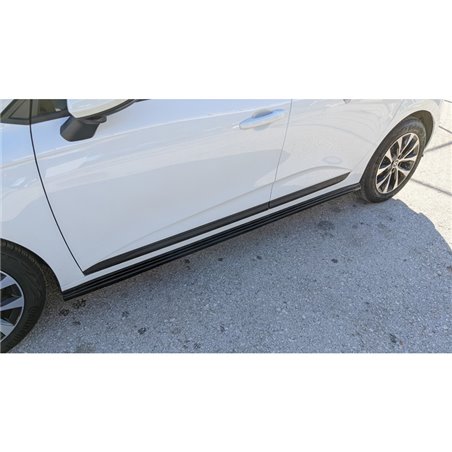 Jupes latérales sur mesure pour Renault Clio V 5-portes 2019- (ABS)