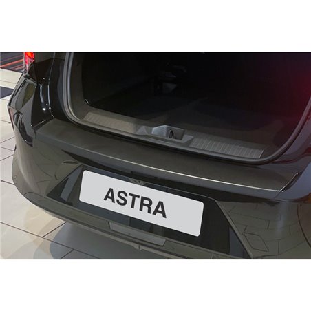 Protection de seuil arrière (ABS) sur mesure pour Opel Astra L 5-portes 10/2021- Noir