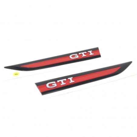 Emblèmes latéral VW Golf 8 GTI chrome noir et rouge 5H0853688JSP / 5H0853688AJSP